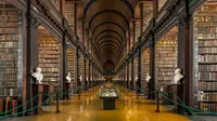 Saksikan bagaimana penampakan dari sebuah gedung perpustakaan berumur 300 tahun dan berisi ribuan buku paling langka di dunia.