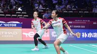 Pebulu tangkis ganda putri Indonesia Febriana Dwipuji Kusuma/Amallia Cahaya Pratiwi mengalahkan pasangan Denmark Alexandra Boje/Line Christophersen pada partai keempat laga Grup D Piala Sudirman 2025. Ana/Tiwi menang&nbsp;21-15 dan 21-15&nbsp;di Xiamen Fenghuang Gymnasium, Kamis (1/5).&nbsp;(foto: PBSI)