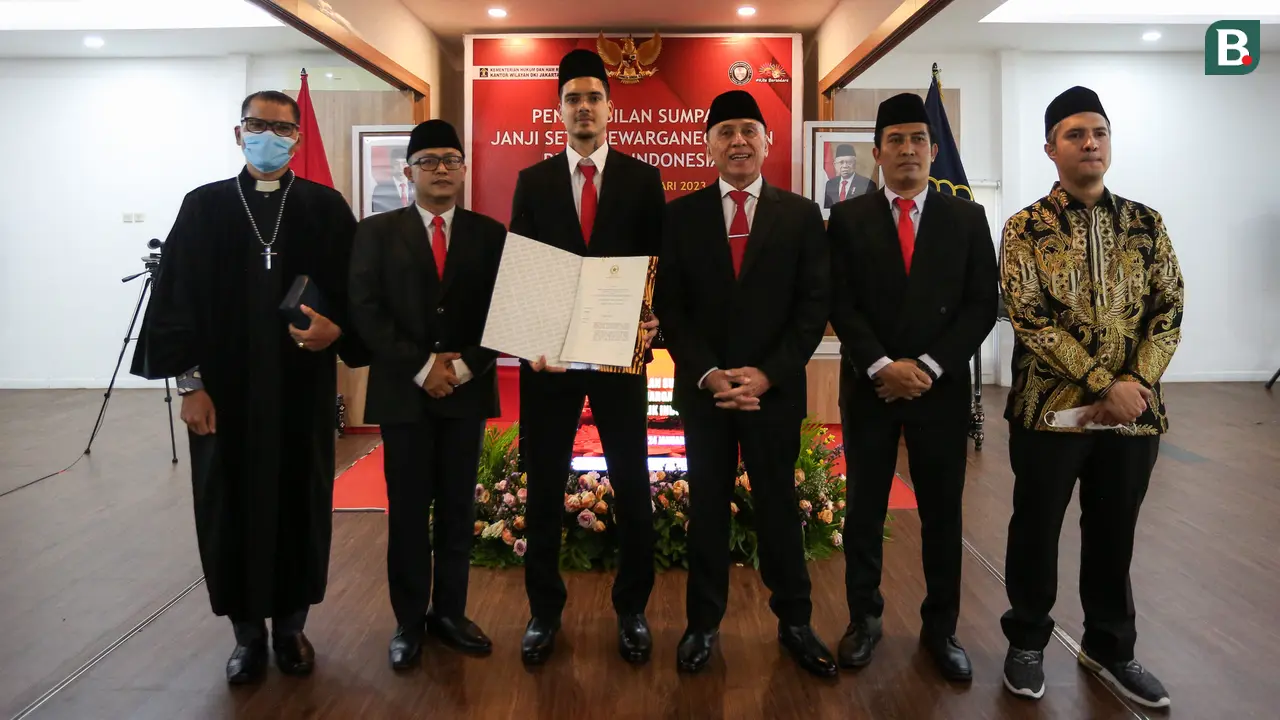 Pengambilan Sumpah Janji Setia Pewarganegaraan Republik Indonesia kepada Shayne Pattynama