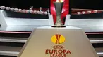 Trofi Liga Europa dalam acara drawing babak penyisihan grup Liga Europa 2010-2011 di Monaco, 27 Agustus 2010. AFP PHOTO/VALERY HACHE