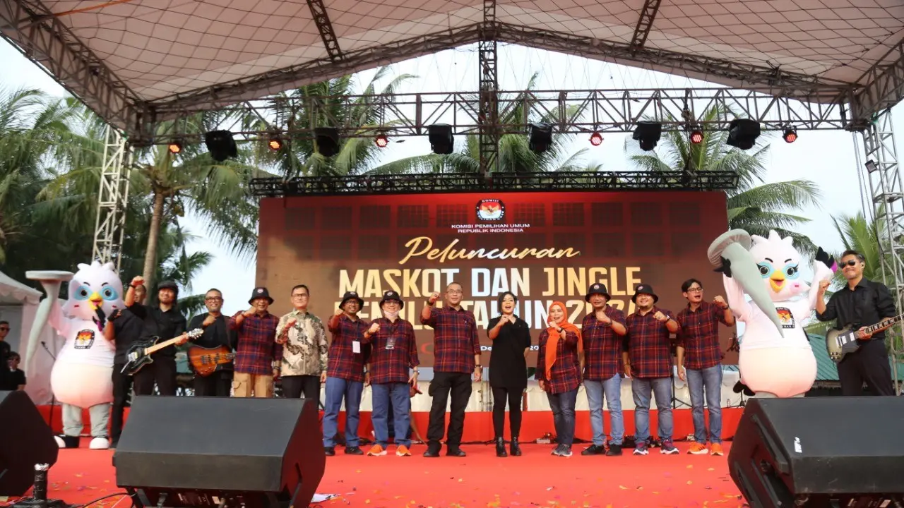 Komisi Pemilihan Umum (KPU) menggandeng Band Cokelat sebagai untuk membawakan jingle Pemilu 2024. (Foto: Tim Humas KPU)