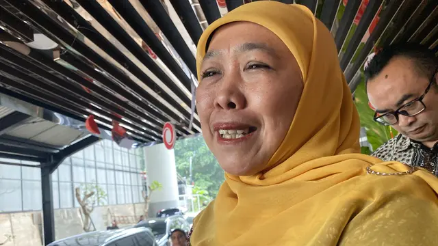 Khofifah: Pemprov Jawa Timur Matangkan Rencana Pengoperasian KRL Aglomerasi Surabaya