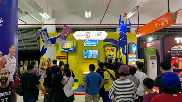 Beragam Permainan Seru Hibur Penonton FIBA World Cup 2023 di Indonesia Arena