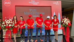 Peresmian kampanye dilakukan pada Minggu (11/1/2026) di GBK Jakarta, oleh Duta Besar Malaysia untuk Republik Indonesia, Yang Mulia Dato’ Syed Mohamad Hasrin Tengku Hussin, bersama Kepala Urusan & Kebijakan Indonesia AirAsia, Eddy Krismeidi Soemawilaga. (Dok. Liputan6.com/Teddy Tri Setio Berty)