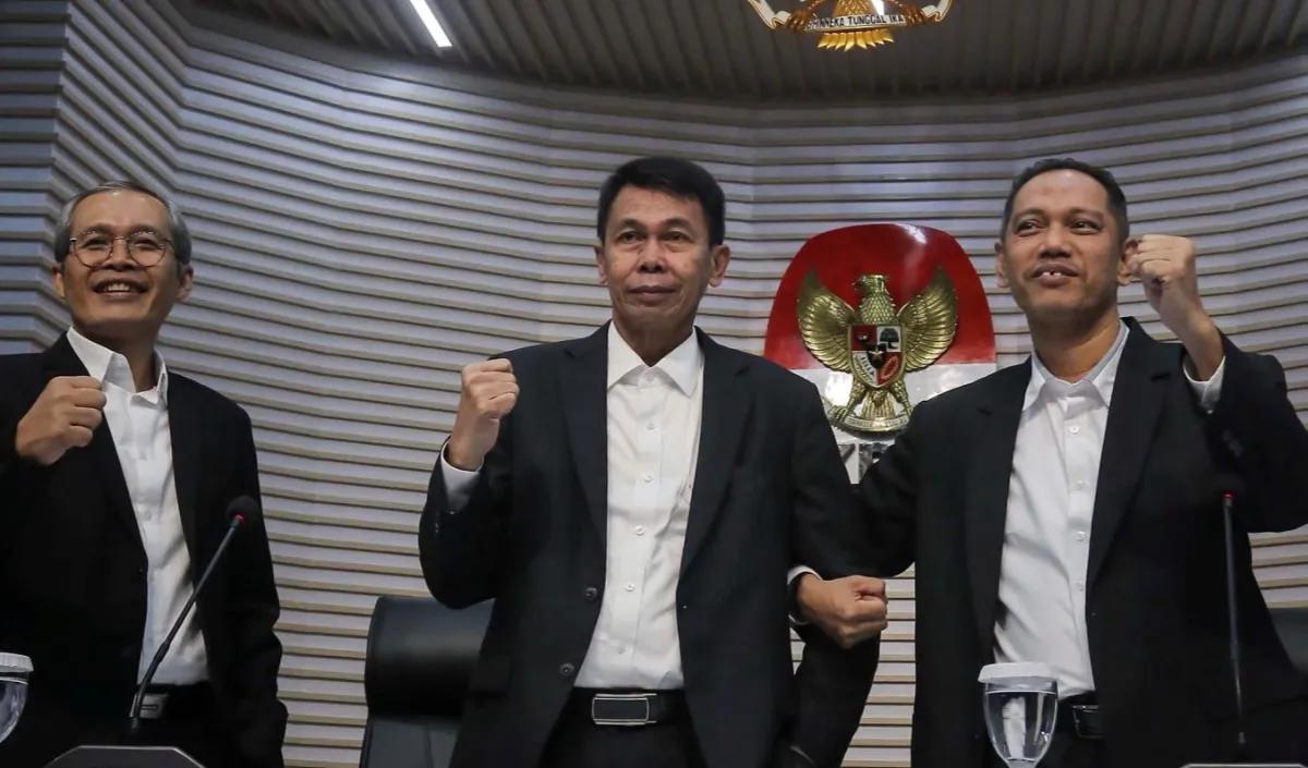 Nawawi tidak menampik hak-hak yang didapatkan Firli sebagai tersangka.