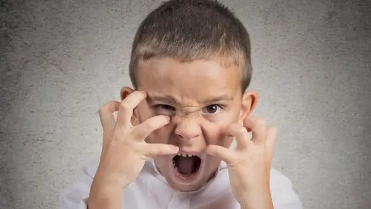 Cara Efektif Mengatasi Perilaku Buruk Anak
