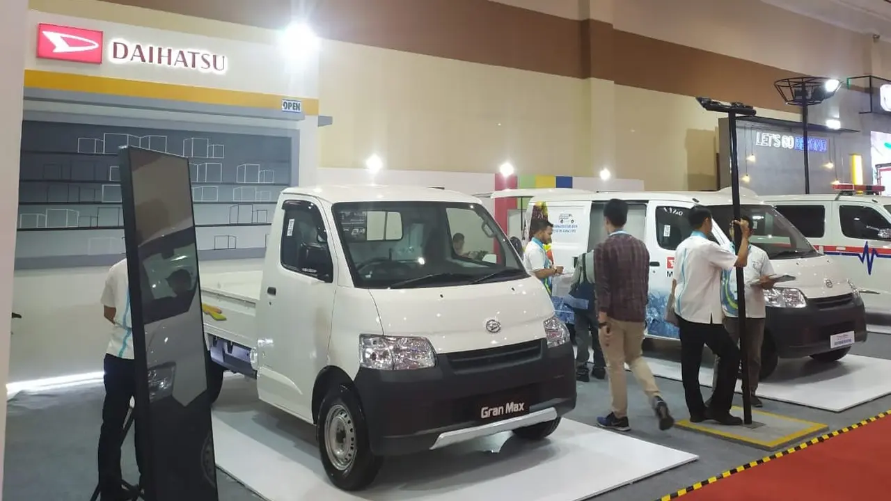 Daihatsu Pamerkan 2 Mobil Modifikasi di GIICOMVEC 2020 (Arief A/Liputan6.com)