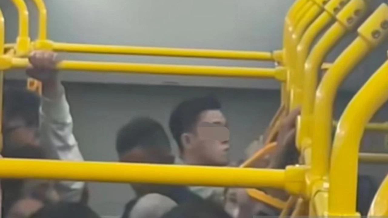 Polisi Dalami Kasus Pelaku Masturbasi di Transjakarta