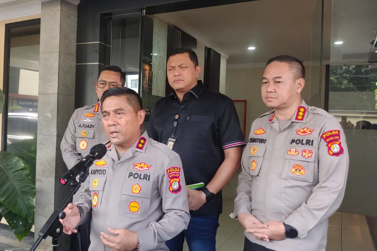 Belum lama ini, Polda Metro Jaya mulai menaikkan status menjadi penyidikan terkait kasus dugaan kebocoran di Komisi Pemberantasan Korupsi (KPK) pada perkara dugaan korupsi di Kementerian ESDM setelah sebulan lebih dilakukan penyelidikan. Itulah top 3 news hari ini.