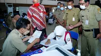 Ganjar Pranowo saat meninjau PPDB Jateng 2022 di Semarang. (Istimewa)