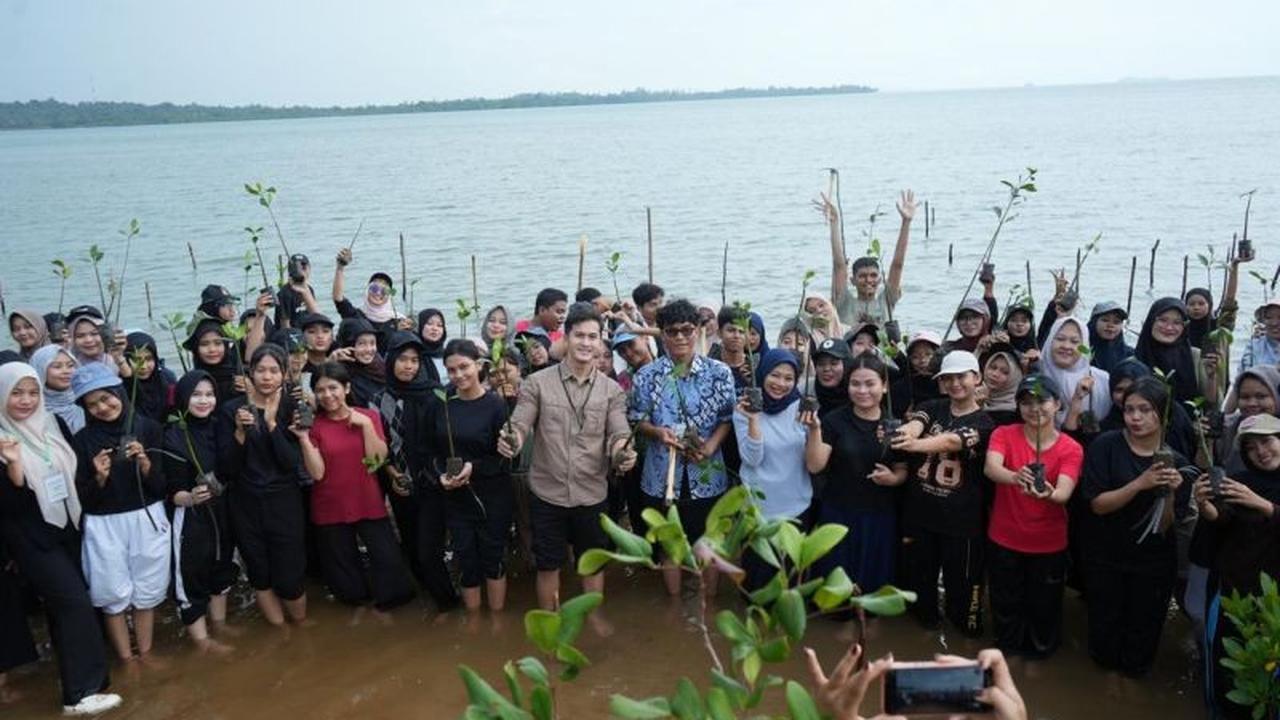 Pemerintah Perkuat Peran Pemuda dalam Rehabilitasi Mangrove Melalui Program MGTS