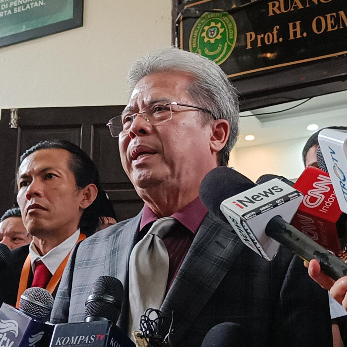 Kubu Hasto Kristiyanto Respons KPK Tak Hadir Sidang Praperadilan Perdana