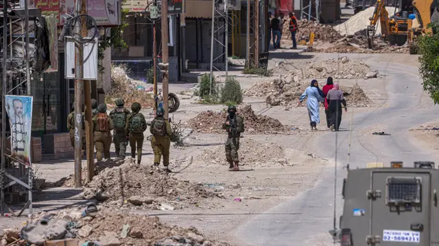Lagi, Israel Usir Warga Palestina dari Kamp Pengungsi Tulkarem di Tepi Barat
