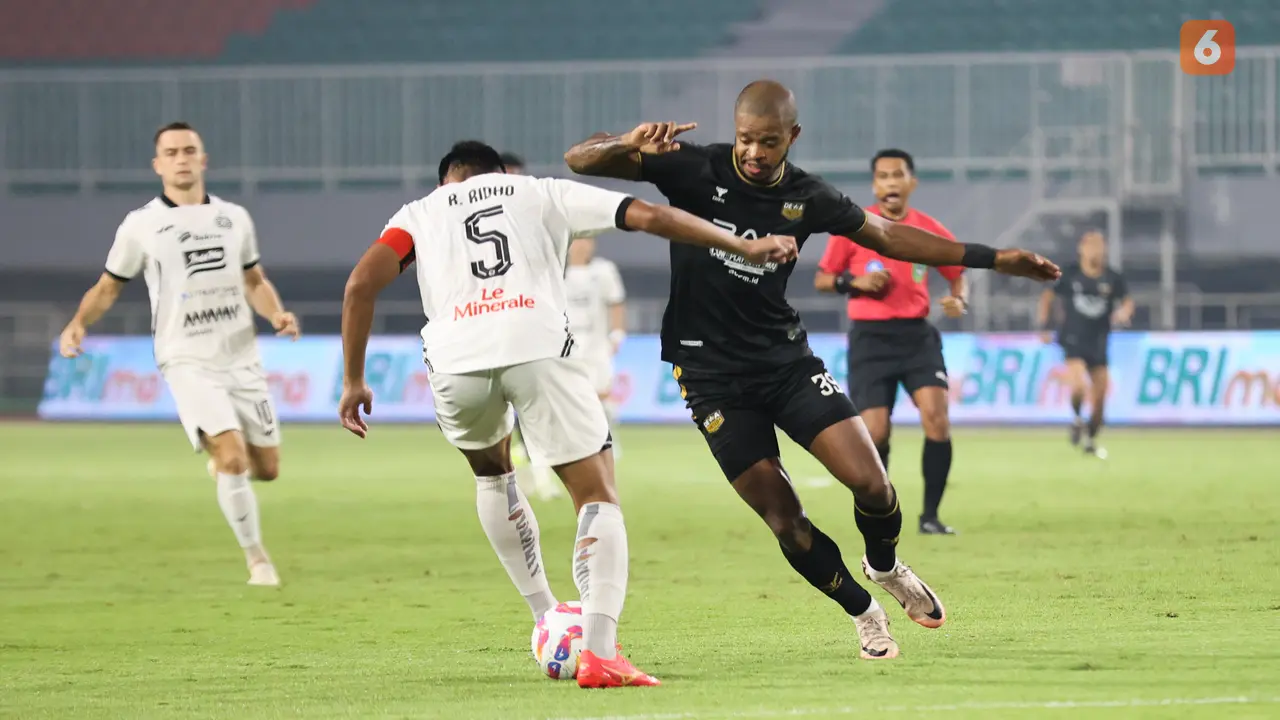 Alex Martins dan Rizky Ridho - Dewa United Vs Persija Jakarta di BRI Liga 1 2024/2025