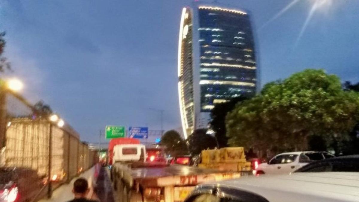 Kemacetan Parah Lumpuhkan Akses Pelabuhan Tanjung Priok, Aktivitas Depo Kontainer Jadi Biang Kerok