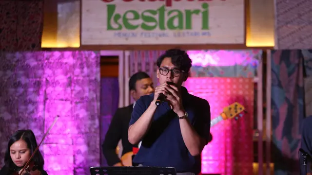 Ardhito Pramono.