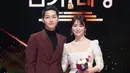 Tanggal pernikahan. Sejak beberapa bulan silam publik dikejutkan dengan berita pernikahan pasangan ini. Terlebih ketika Song Joong Ki dan Song Hye Kyo mengumumkan tanggal pernikahan mereka yang jatuh pada 31 Oktober 2017. (Doc: Instagram)