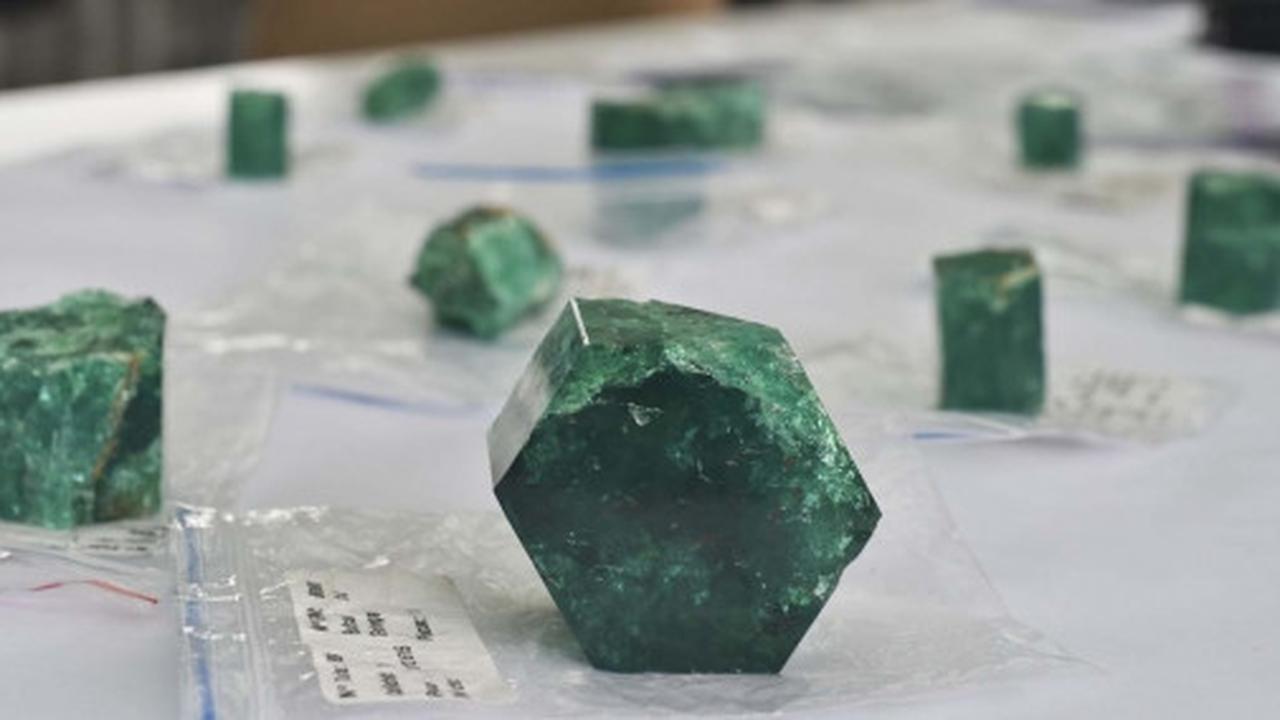 Ini wujud Colombian Emerald, zamrud terindah di dunia