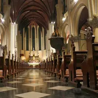 Mari tengok kemegahan dan sejarah Gereja Katedral di Jakarta Pusat yang menjadi tempat bersejarah bagi Chelsea Olivia dan Glenn Alinskie.
