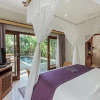 Satu lagi destinasi yang sempurna untuk berlibur bersama keluarga di Bali, Desa Swan Villas & SPA.