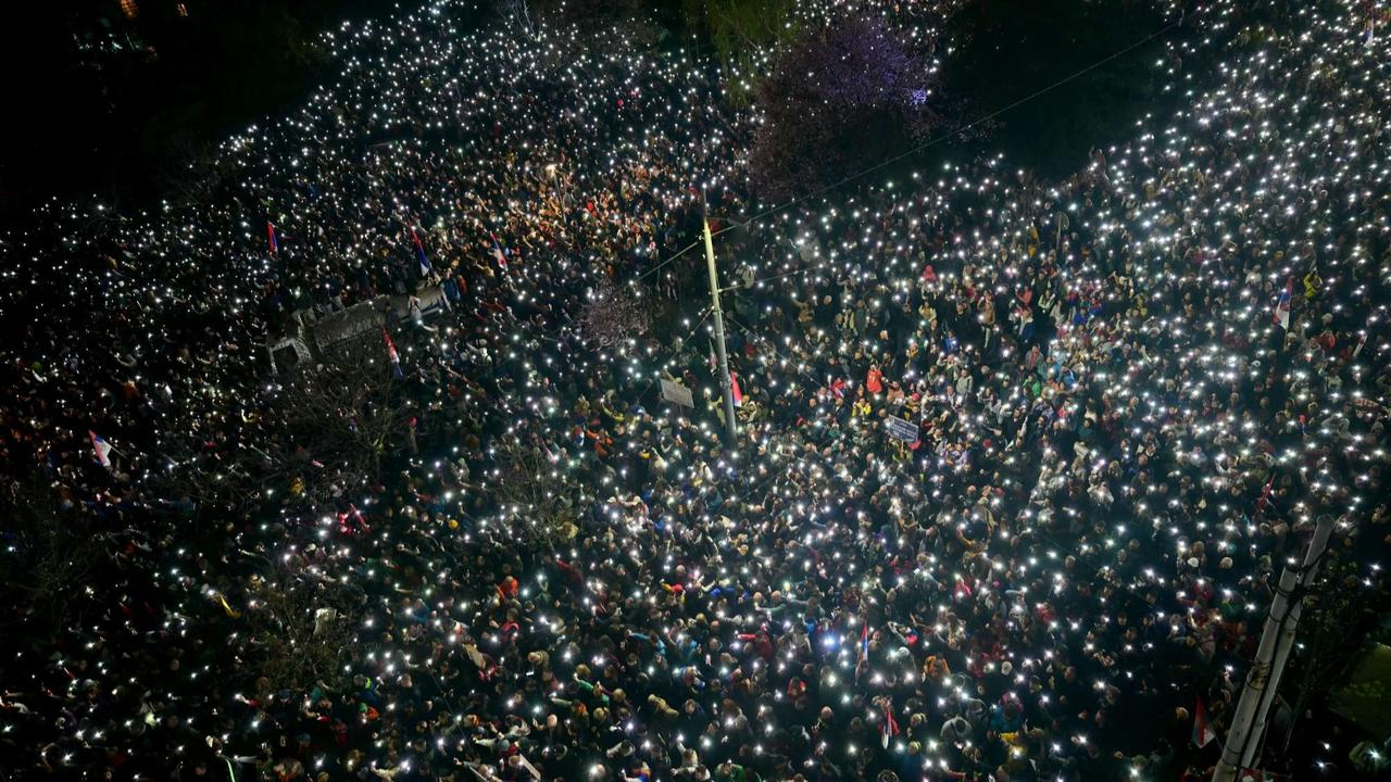 Demo Antikorupsi Terbesar Guncang Serbia