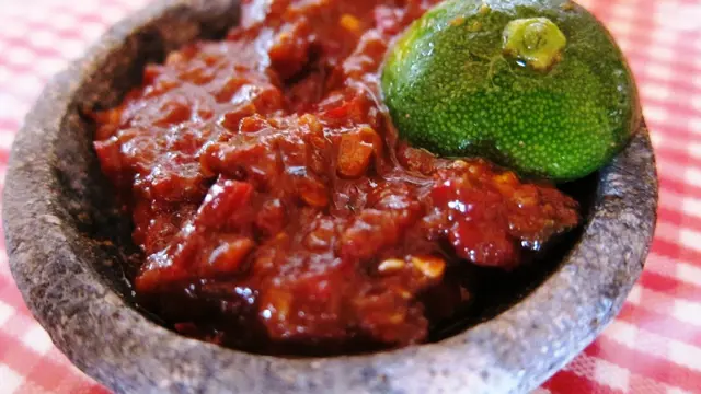 Editor Says: Mengapa Makanan Pedas Lebih Nikmat?