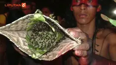 Demi sebuah kedewasaan mereka rela merasakan rasa sakit yang luar biasa.
