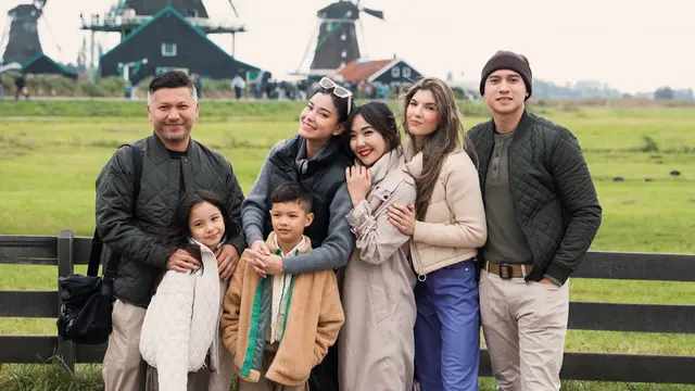 Potret Kedekatan Gempi dan Medina Dina, Penuh Kehangatan Bak Ibu Anak Kandung