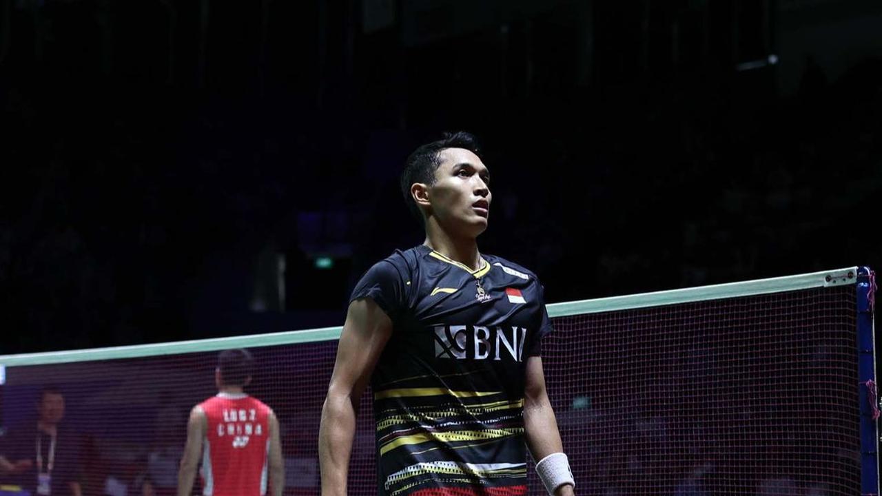 Pebulu tangkis tunggal putra Indonesia, Jonatan Christie gagal melaju ke babak 16 besar Indonesia Masters 2024. Jojo, sapaan akrab Jonatan, menelan kekalahan pahit dari wakil China, Lu Guang Zu saat berduel di Istora GBK, Senayan, Jakarta pada Rabu (24/1/
