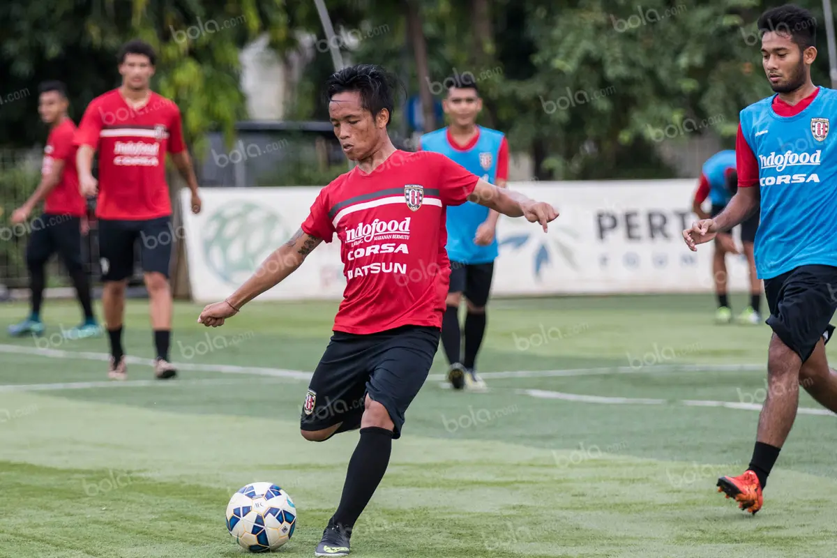 I Gede Sukadana
