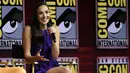 Aktris Gal Gadot memberi keterangan dalam panel film Wonder Woman 1984 di San Diego Comic-Con International, (21/7). Film superhero wanita ini siap ditayangkan pada 2019. (AP Photo/Chris Pizzello)