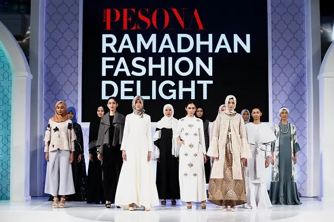 Selama enam hari, para desainer modest wear Indonesia akan menampilkan karya terbaru di PESONA Ramadhan Fashion Delight 2017.