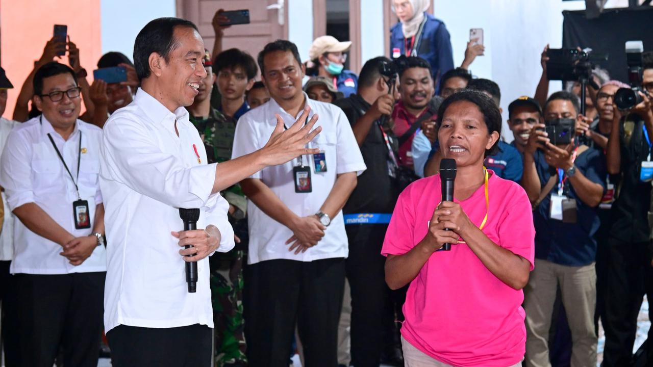Survei Indikator Politik: 75 Persen Masyarakat Puas Kinerja Presiden Jokowi