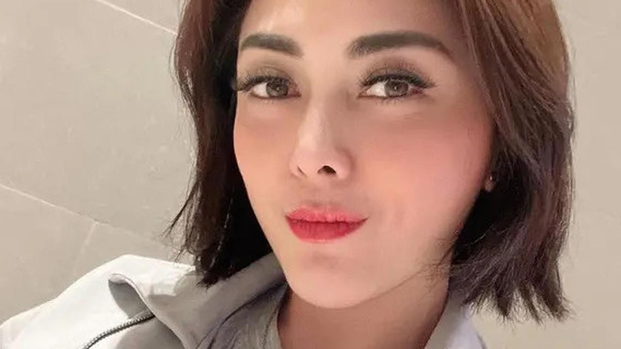 Dhena Devanka Pamer Biaya Sekolah Anak Terbayar Meski Jonathan Frizzy Jadi Tersangka dan Terancam 12 Tahun Penjara
