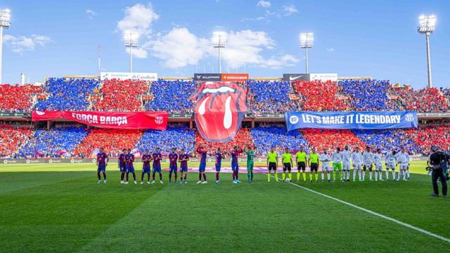 Rolling Stones di Estadi Olímpic Lluís Companys dalam laga Barcelona Vs Real Madrid