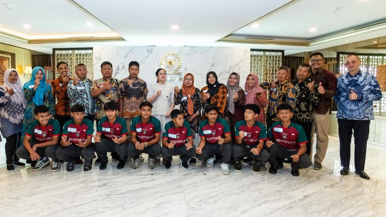 Puan Lepas 8 Pesepakbola Muda Penerima Beasiswa ke Portugal, dari Anak Penjual Kerupuk Hingga Keamanan Terminal