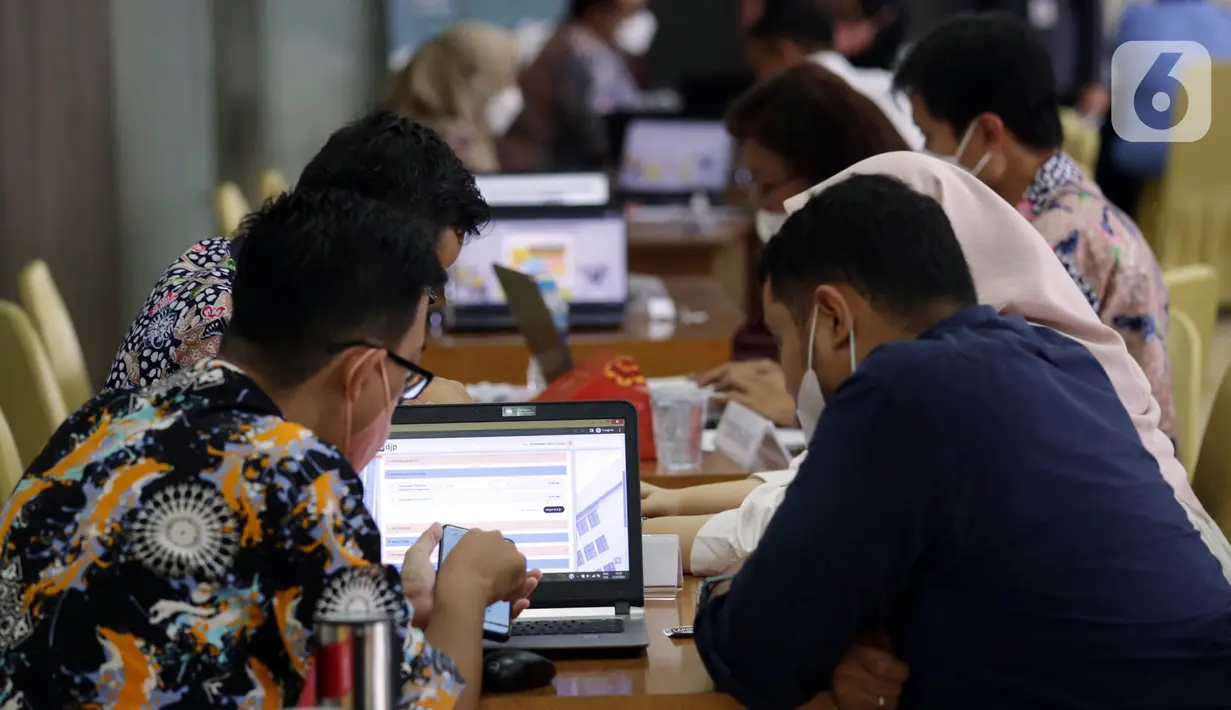Pelaporan SPT menurut Direktorat Jenderal Pajak Kementerian Keuangan (DJP Kemenkeu) sejak 13 Maret 2023, telah menerima 7,1 juta SPT Tahunan Pajak Penghasilan. (Liputan6.com/Johan Tallo)