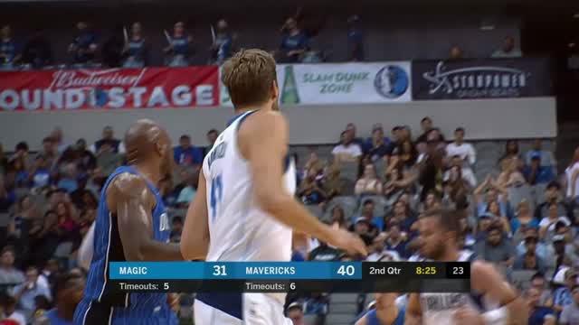 Dallas Mavericks meraih kemenangan atas Orlando Magic dengan skor 99-96 dalam pramusim NBA.