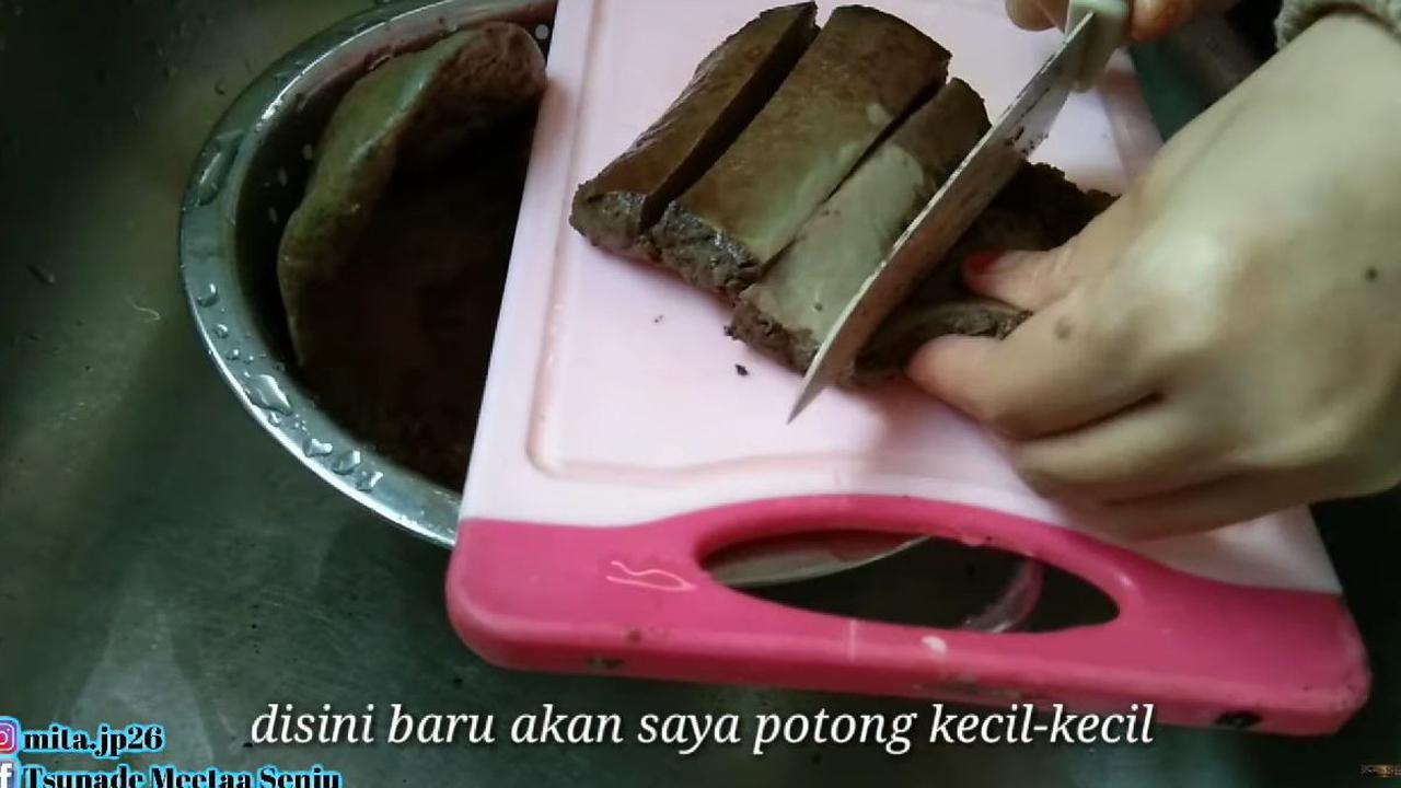 <b>5. Potong Kecil-kecil Limpa</b><br>