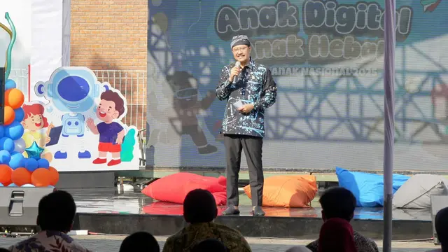 Menteri Sosial Saifullah Yusuf atau Gus Ipul