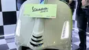 Lampu DRL dan sein Vespa GTS Classic dan Super Sport kini mengusung teknologi LED yang lebih hemat listrik, lebih terang, serta lebih instan untuk menyala. Elemen ini juga menjadikan tampilannya kian modern yang berpadu dengan desain body klasik. Perbedaan keduanya terletak pada dasinya, pada varian Classic kini mendapat bentuk dinamis dengan kisi-kisi tipis dengan kelir sewarna body.