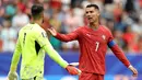 Hal itu menjadi kejutan bagi Portugal mengingat Ronaldo Cs menjadi tim yang diunggulkan menjadi juara pada Piala Dunia 2026 ini. (AFP/Getty Images/Molly Darlington)