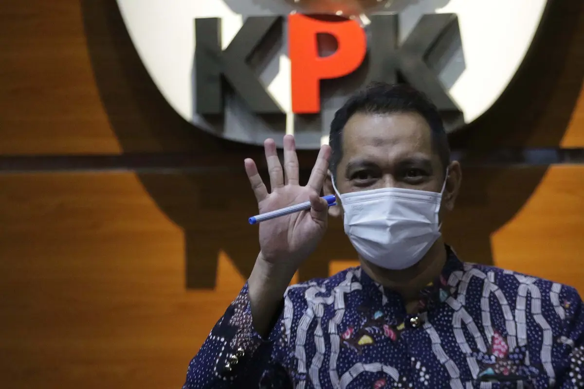 Dugaan Korupsi Bansos COVID-19, Bupati Bandung Barat dan Anaknya Resmi Huni Rutan KPK