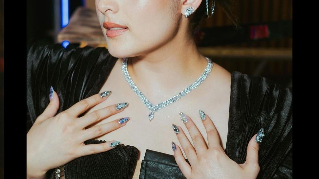Karir Chelsea Islan<br>