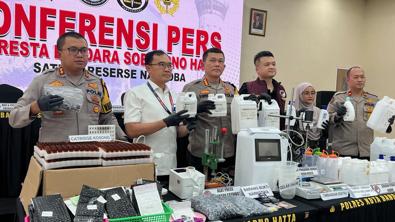 Kronologi Terbongkarnya Pabrik Rumahan Likuid Obat Keras, Mirip Kasus Jonathan Frizzy