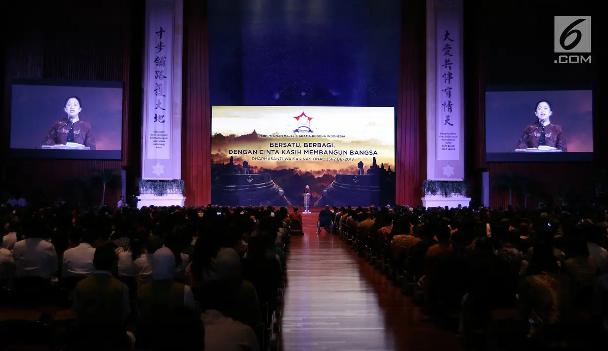 Suasana acara perayaan Dharmasanti Waisak Nasional 2562 BE/2018 di Tzu Chi Center , Jakarta, Senin (4/6). Acara bertema "Bersatu, Berbagi, dengan Cinta Kasih Membangun Bangsa'. (Liputan6.com/JohanTallo)