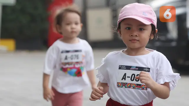 Foto: Olahraga Lari jadi Menyenangkan, Anak-anak Antusias di Acara Kids Color Run