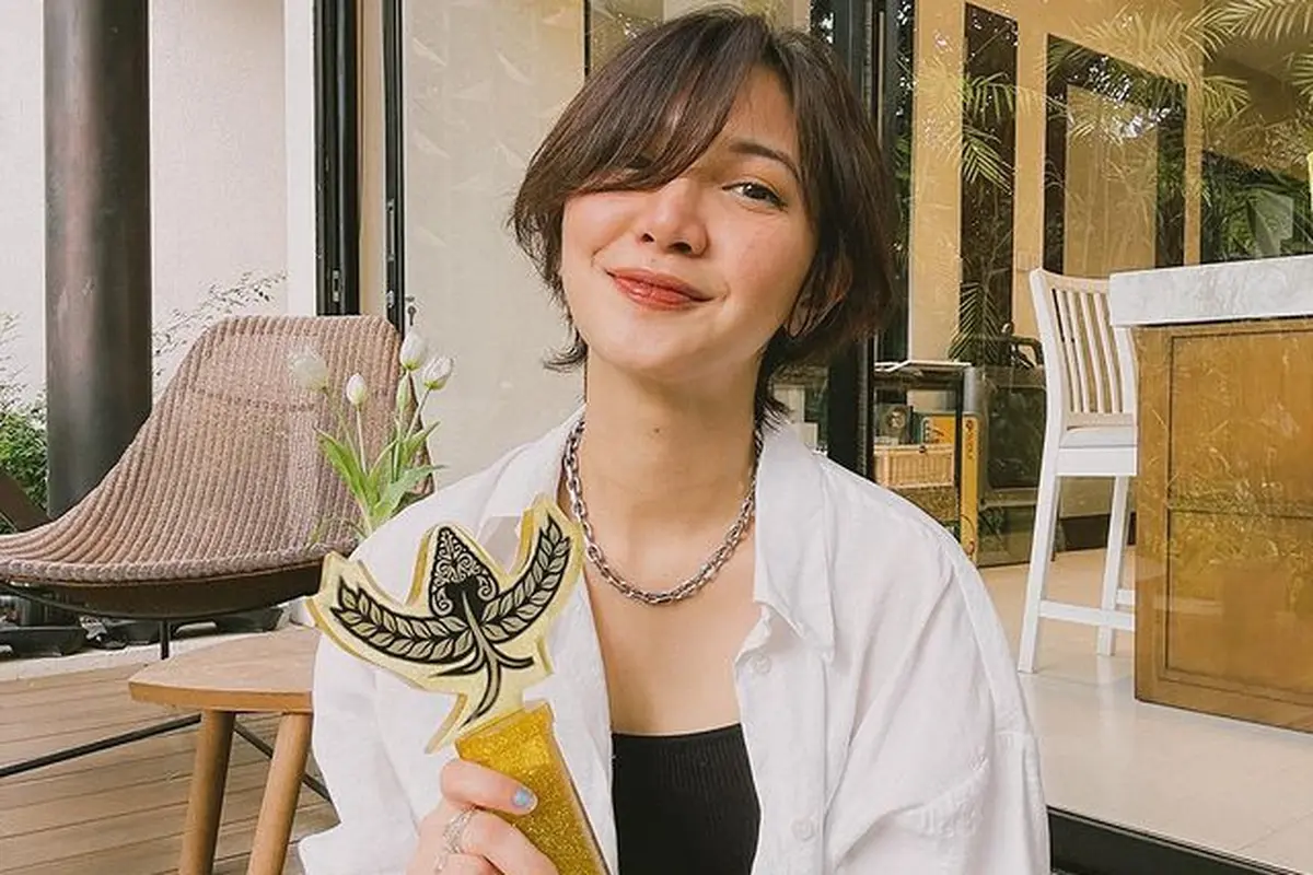 6 Potret Tampilan Baru Sheila Dara Aisha dengan Rambut Bondol, Dipuji Ganteng oleh Netizen
