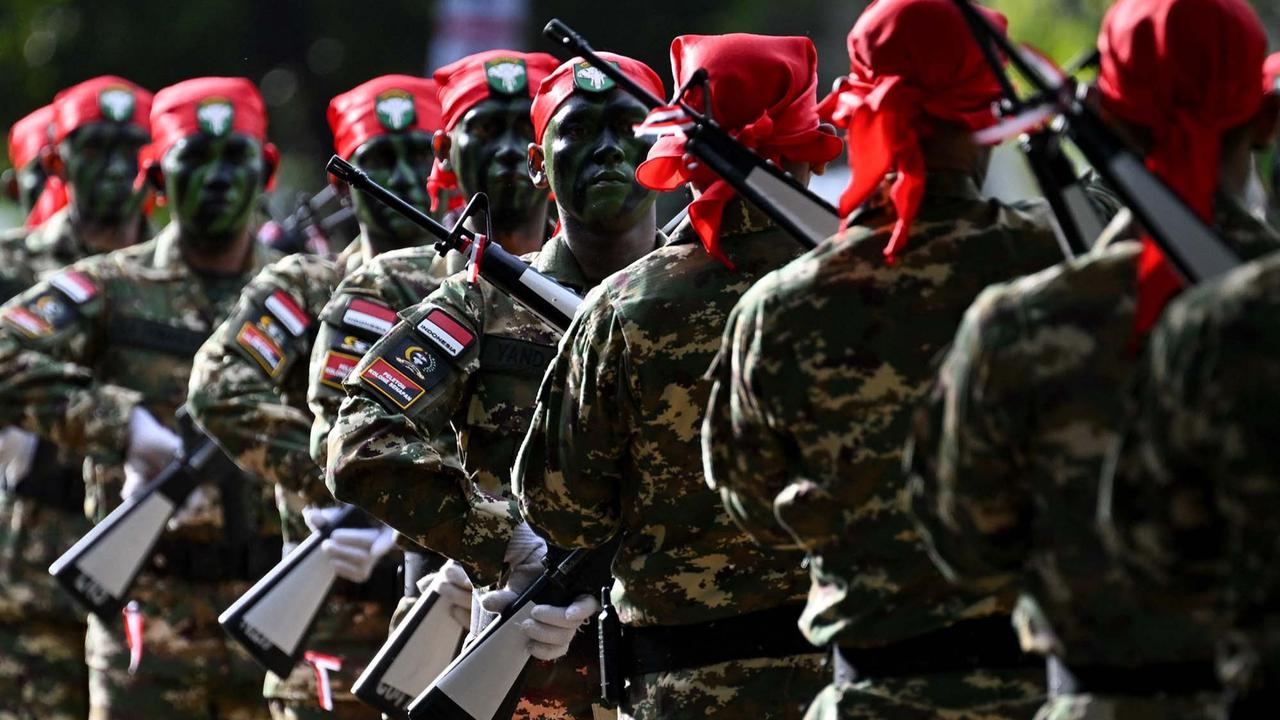 FOTO: Lulus Pendidikan Militer, Komcad TNI Siap Bela Negara dari Garis Sipil