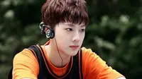 Kesalahan itulah yang akhirnya diperbaiki oleh Lain Kuanlin untuk menjadi pribadi yang lebih baik lagi. (allkpop)